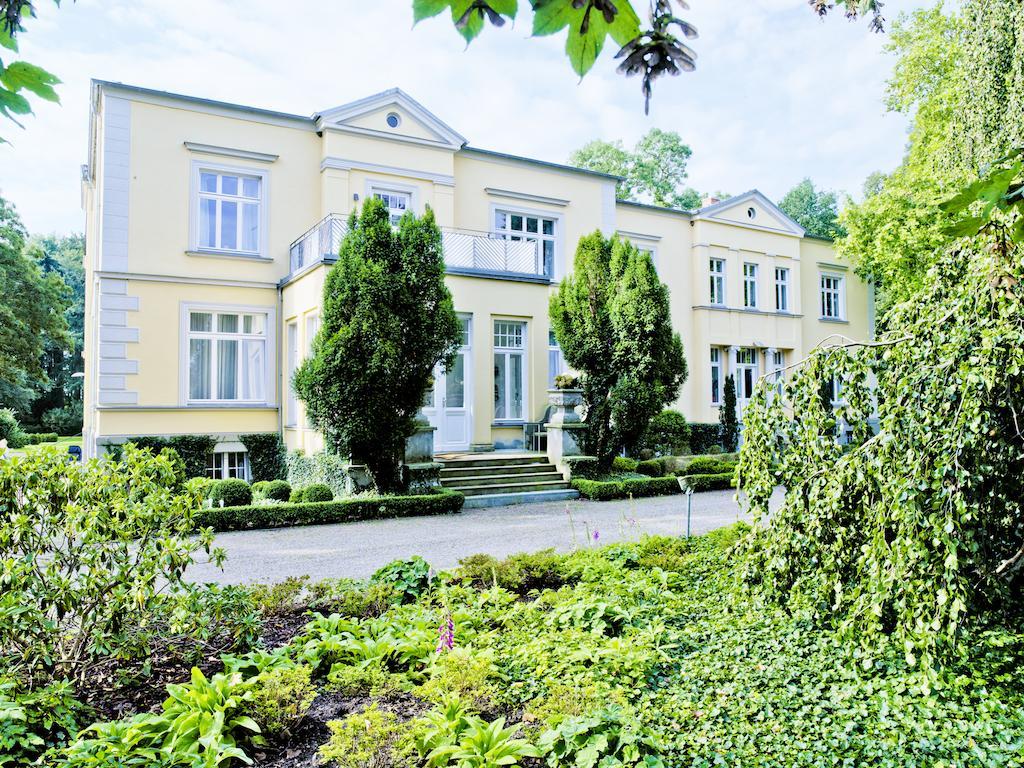 Ferienwohnung Gutshaus Landsdorf Zimmer foto